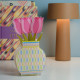 Vaso piccolo in plexiglas con contenitore fiori in vetro dal design moderno