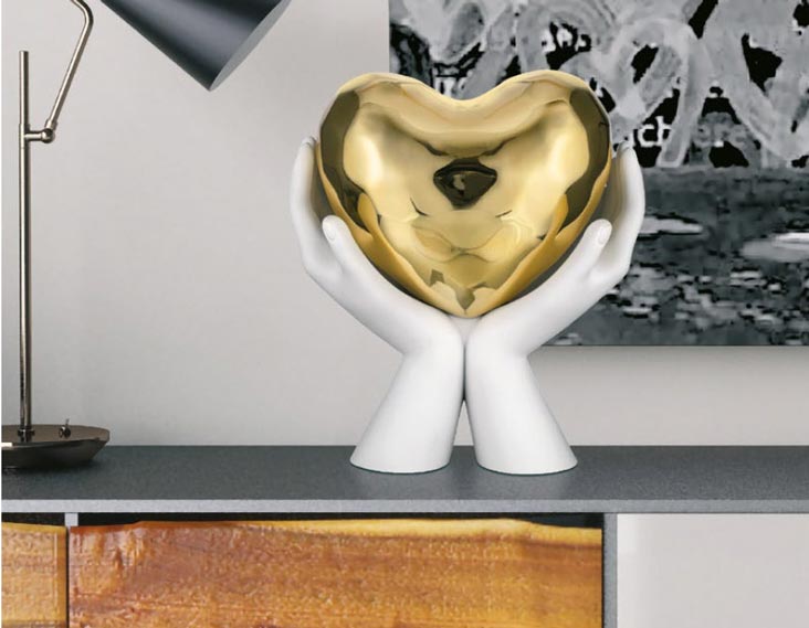 Scopri il nostro catalogo di soprammobili moderni e di design